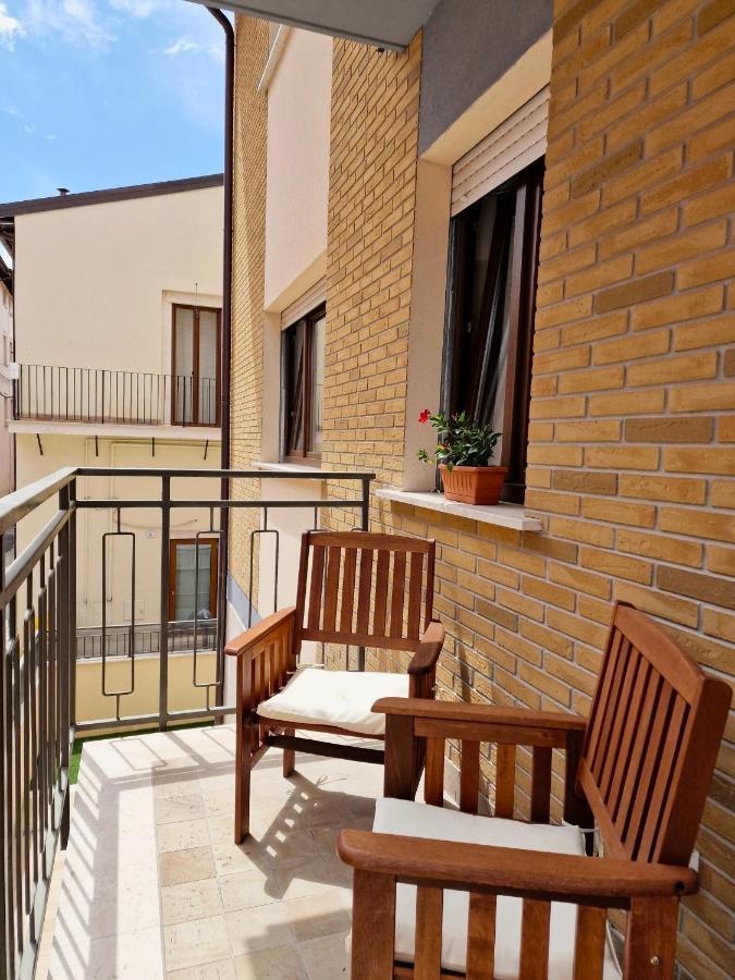 La Chiostrina By Tramonti Apartments LʼAquila Exterior foto